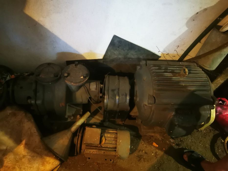 Водна помпа 5-степенна многостъпална, 40 kW, H=120 m, Q=60 м³/сек