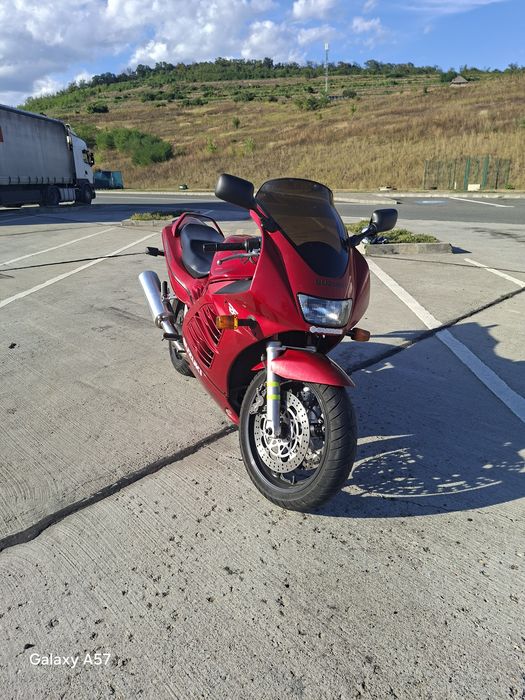 Suzuki RF 900 RR