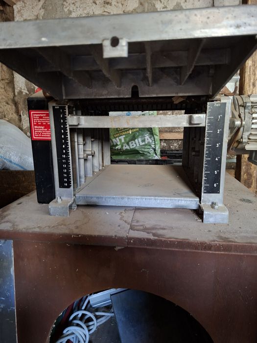 Vând abric plus circular