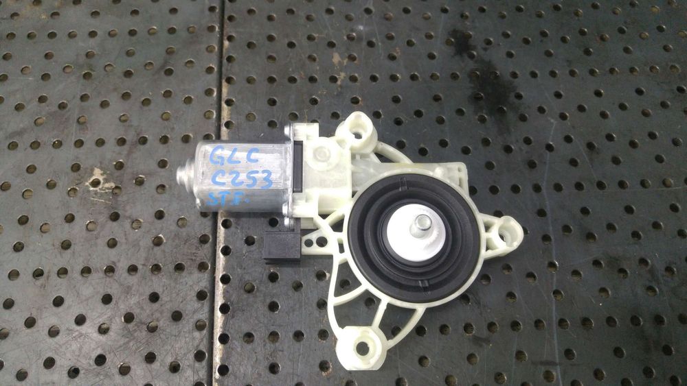 Motoras macara stanga fata mercedes glc c253 facelift x253 w253 a0009065806 a76186113