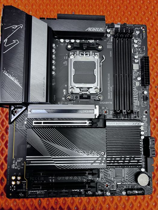 материнская плата Gigabyte B650 aorus elite ax