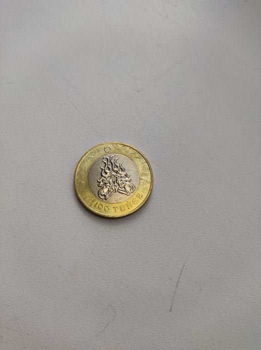 Казақтын 100тенгесі