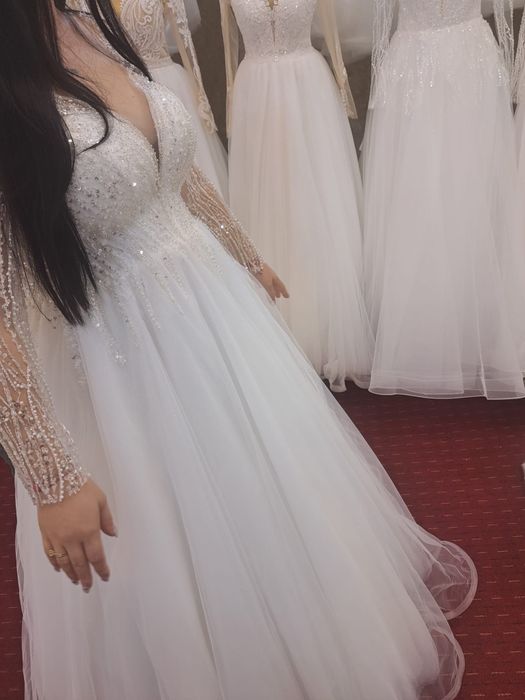 Vând rochie de mireasă