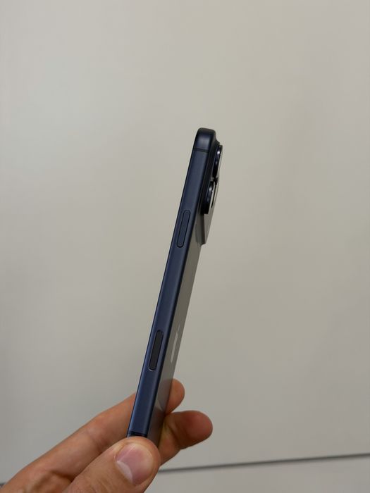 iPhone 17 PRO MAX 81 цикъла
