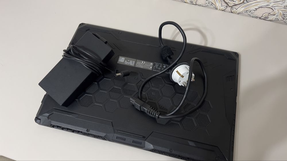 Asus tuf 17 Rtx 3050ti