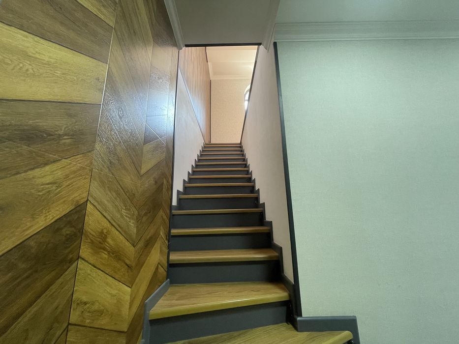 Продается дуплекс квартира (не монсарда) напротив Экобазар