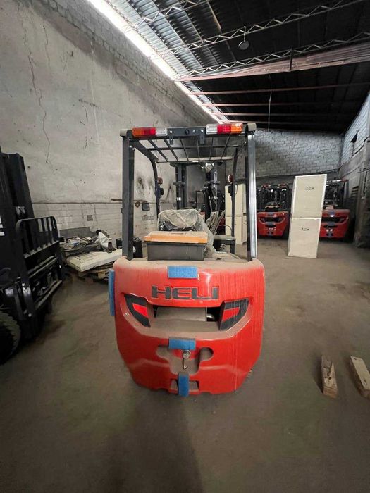 Кара / Kara / HELI Вилочный погрузчик CPCD18-XCK2, подъём 4.5 м