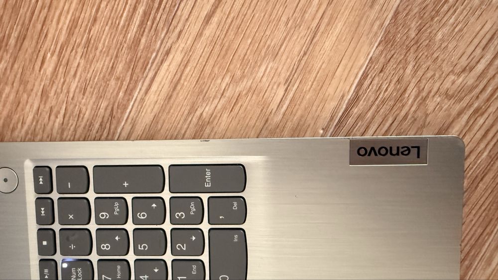 ноутбук Lenovo IdeaPad