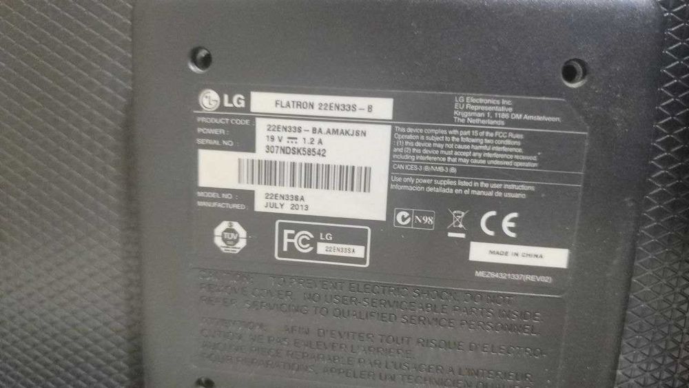 Монитор LG 22" (Full HD) в отличном состоянии