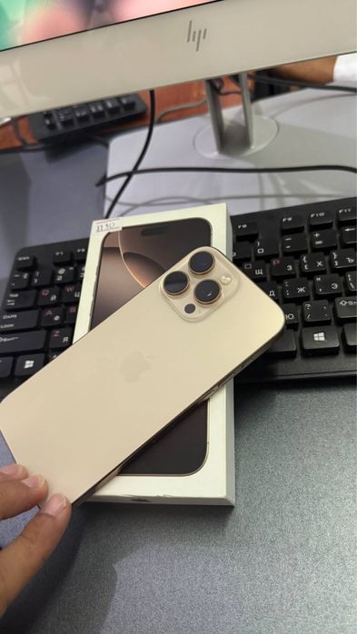 iphone 16 Pro Max Desert