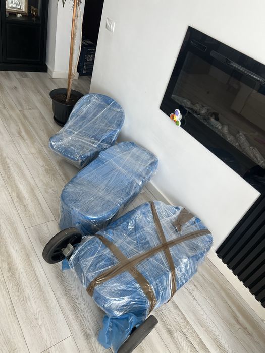 Vând cărucior 3 în 1 de la Graco Model Evo