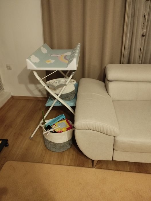 Бебешка вана със стойка и повивални