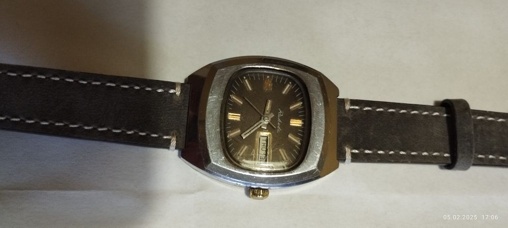 Руски часовник "Ракета"