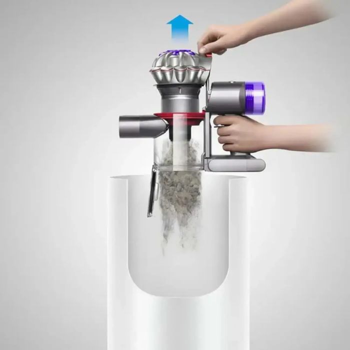Вертикальный пылесос Dyson V8