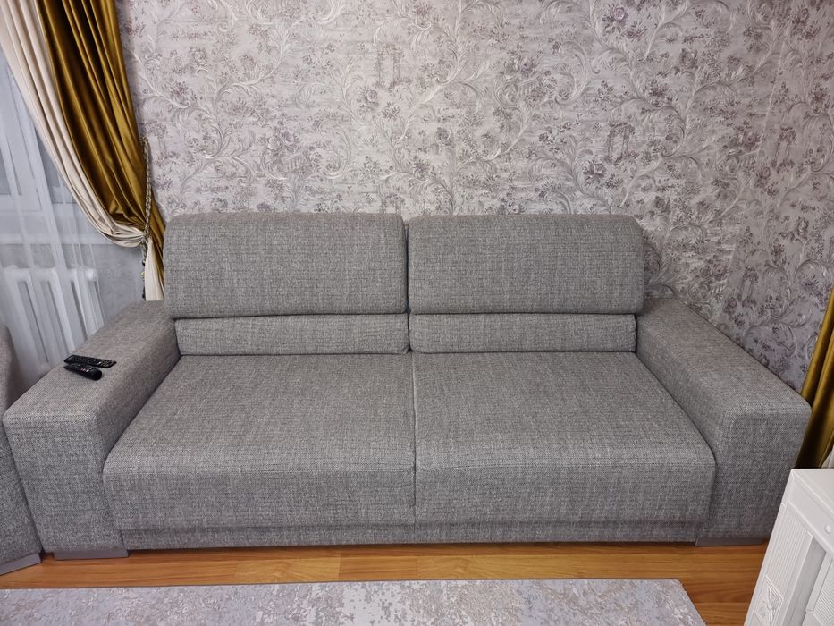 Диван в хорошем состоянии