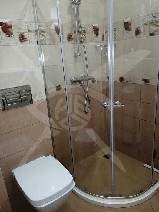 Дава се под наем Двустаен апартамент в Варна, Цветен квартал - 60 кв.м за 425 € - Снимка #4