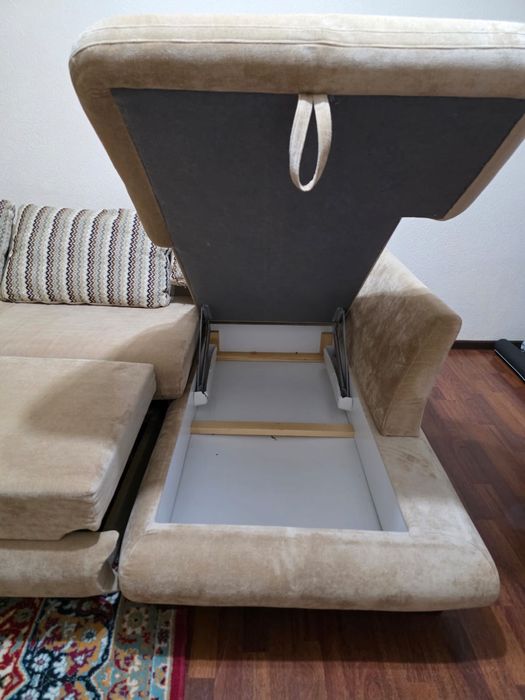 Продам ухоженный диван