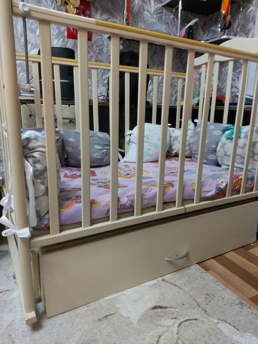 Продам детскую кровать