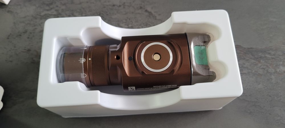 Подцевен фенер с лазер Olight baldr pro r
