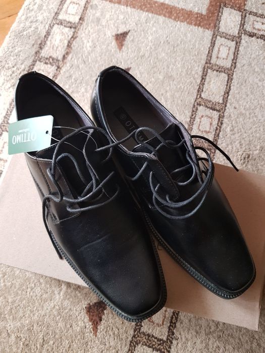 Pantofi bărbați noi