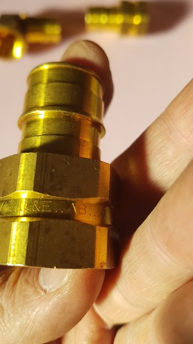 Racord alama Uponor Q&E, cot, fitting, pe-xa,pex, incalzire pardoseala