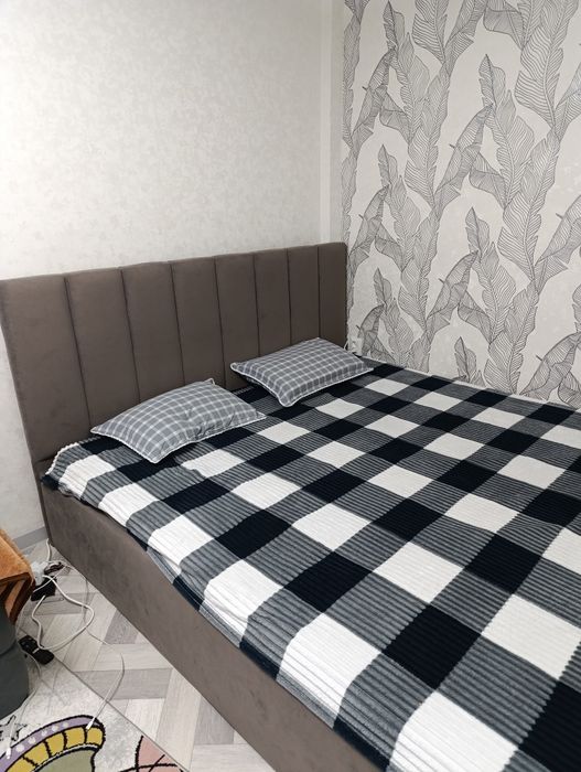 Продажа кровати 180/220