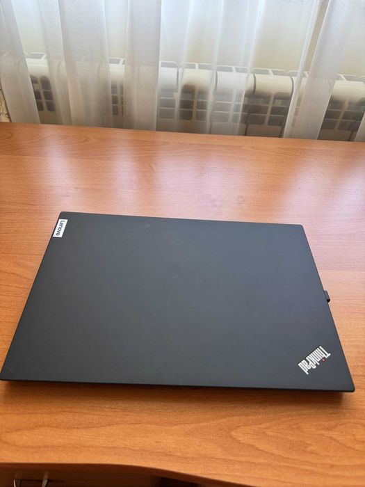 Лаптоп Lenovo ThinkPad t14s gen 2