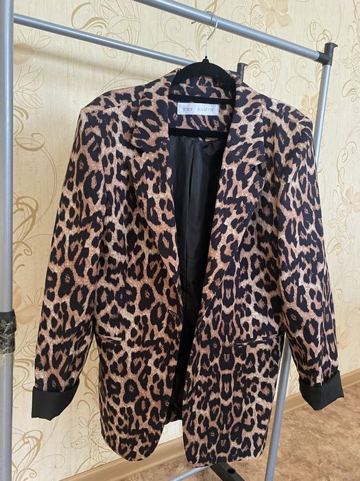 Срочно продам пиджак и шубу