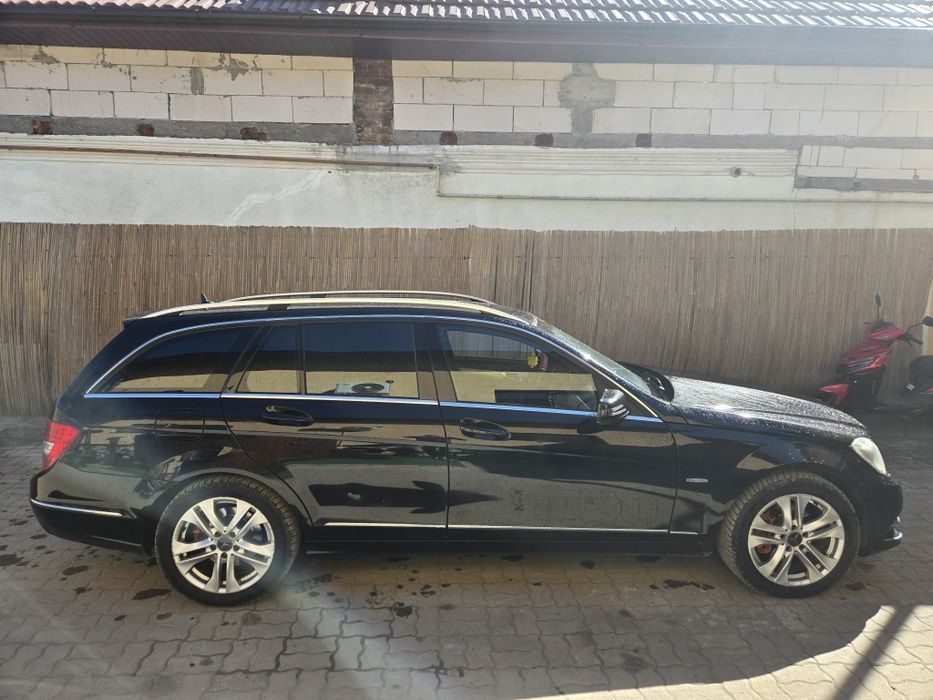 Vand mercedes C 220 cdi,automat