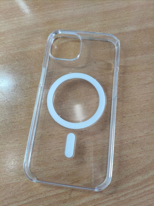 Оригинален прозрачен калъф на Apple с MagSafe за iPhone 13 (като нов)