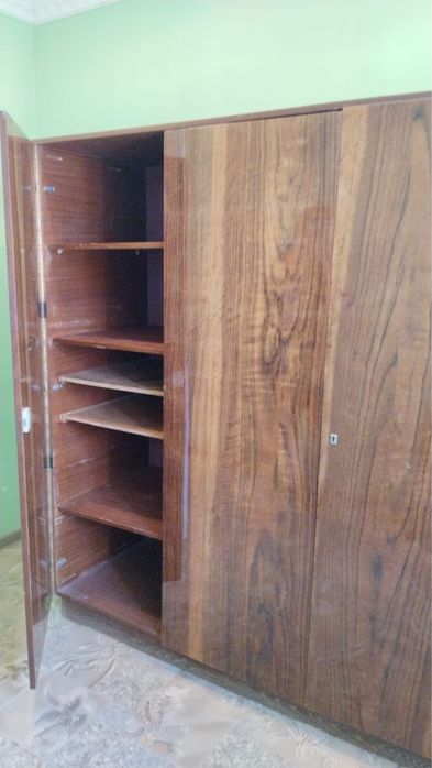 Отдам шкаф ссср времен