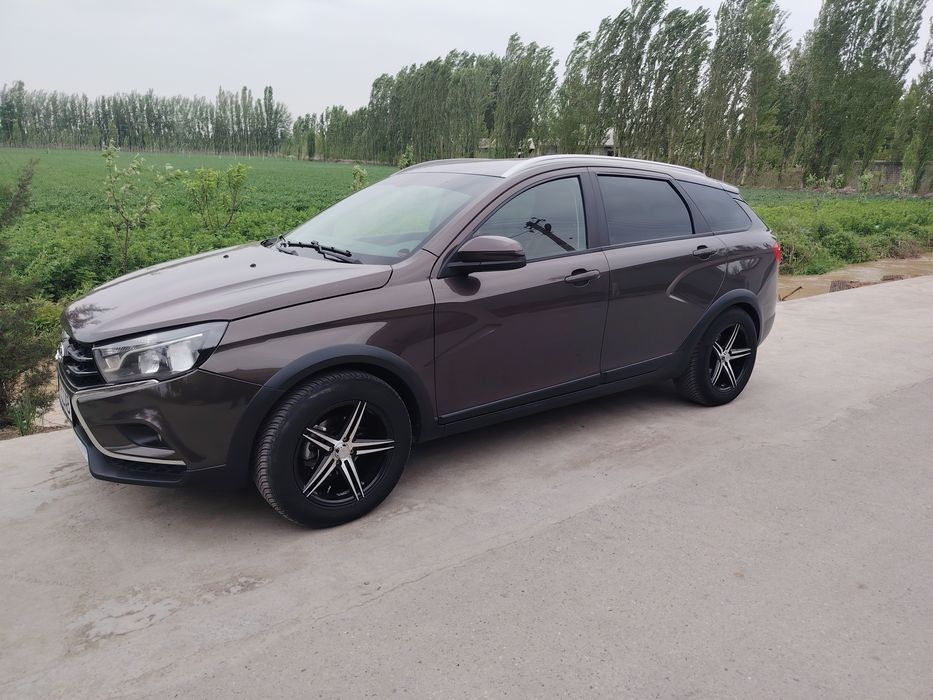 Веста кросс 2021