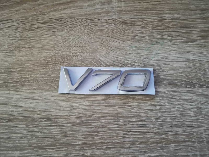 Волво Volvo V70 сребриста емблема лого