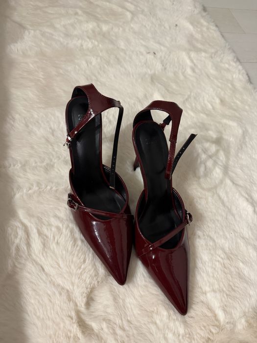 Продам новые туфли Zara, размер 39.