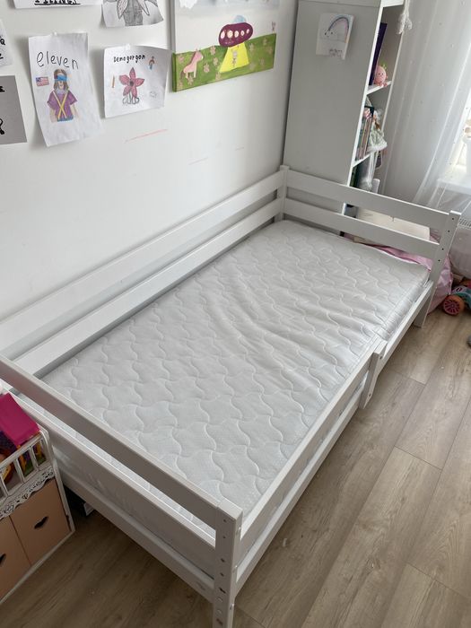 Кровать десткая/подростковая