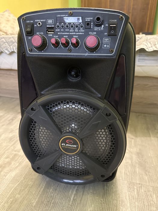 Караоке колона elekom