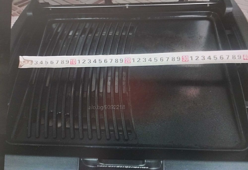 Скара за барбекю-Силна(мощна)-2200W.Работеща.Цената не подлежи на коментар.