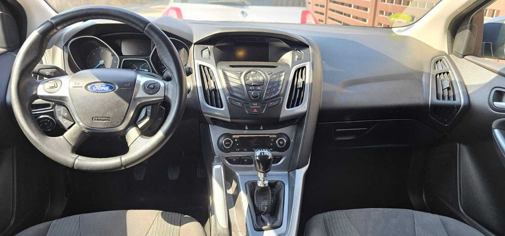FORD Focus 2011 — imagine 2