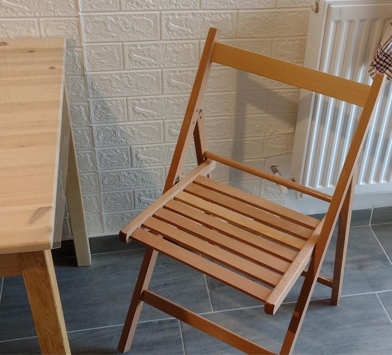 Scaune pliante lemn + suport
