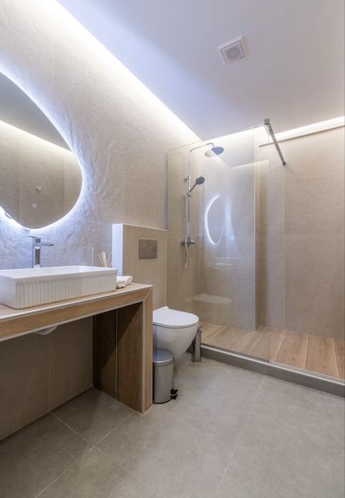 Apartament COSTINESTI!           - citiți cu tentie -