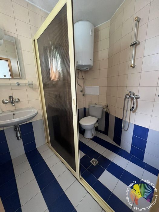 Дава се под наем Двустаен апартамент в Бургас, Център - 70 кв.м за 382.5 € - Снимка #3