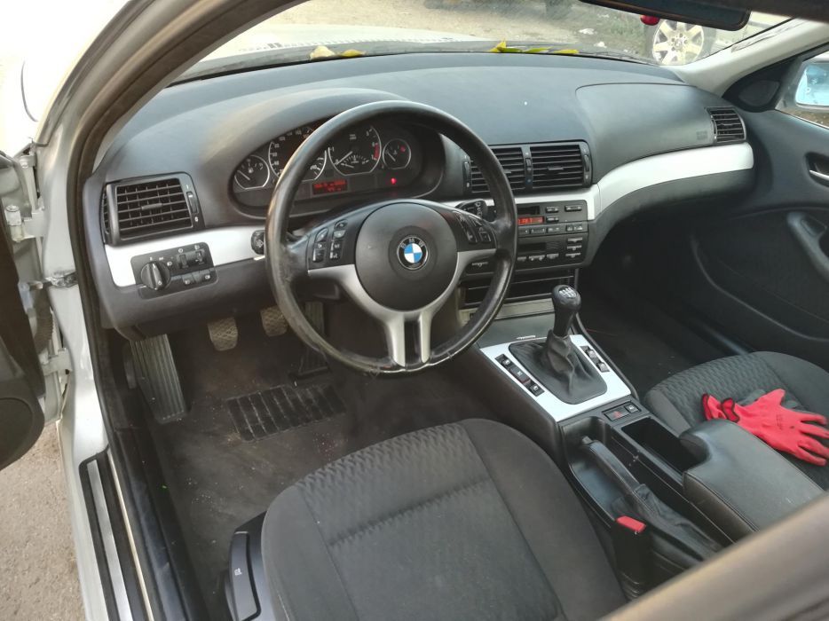 Piese auto bmw e46 330xi manual