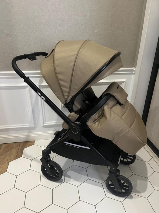Продаю коляску ining baby d900