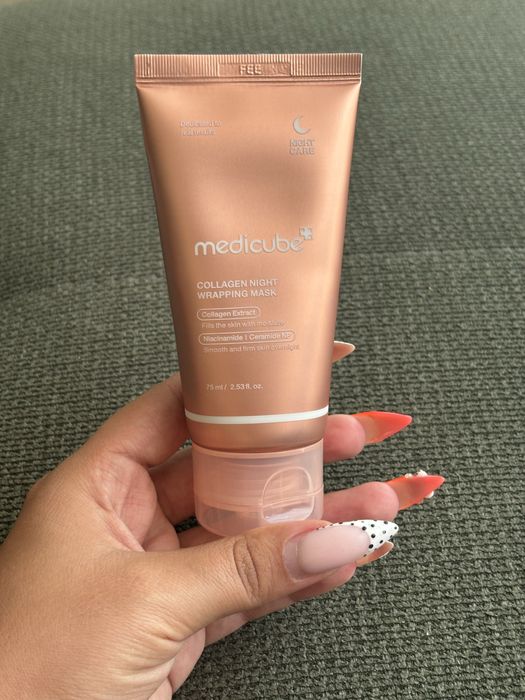 Medicube collagen night wrapping mask