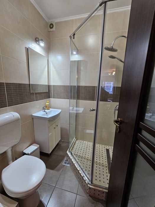 Pers Fizica inchiriez  ap 4 camere Buna Ziua