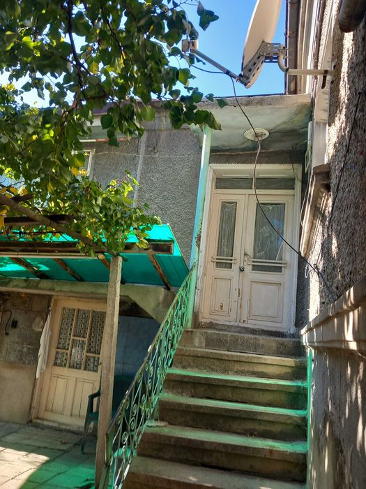 Продава се Къща в Варна, Владислав Варненчик - 160 кв.м за 263 €/кв.м - Снимка #2