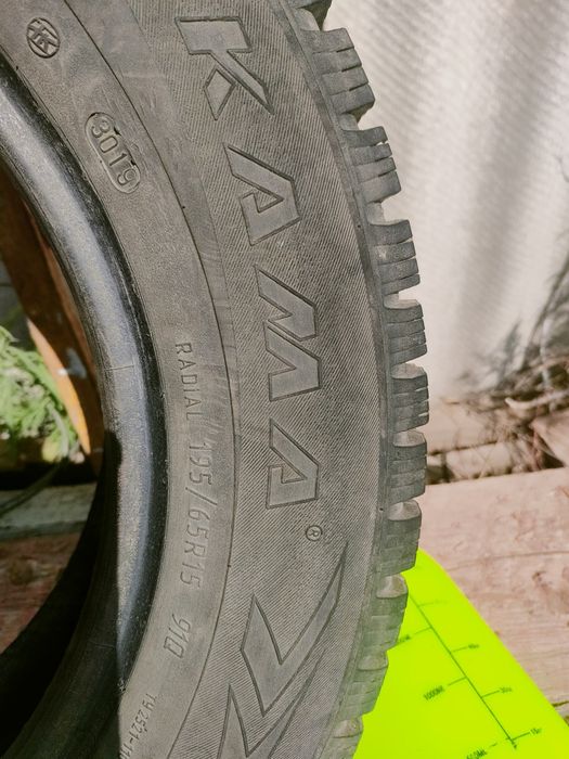 Продам зимнин шины R15 в отличном сост!