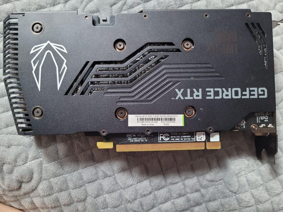 Продам видеокарту Zotac