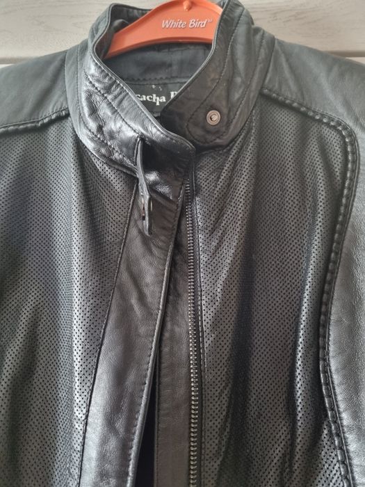 Кожаная куртка женская