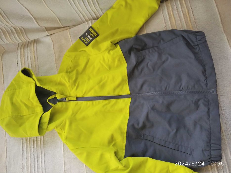 Детски якета марка H&M